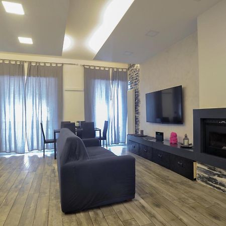 Casa Rosa Lucia Centrale Con Parcheggio 圣雷默 外观 照片