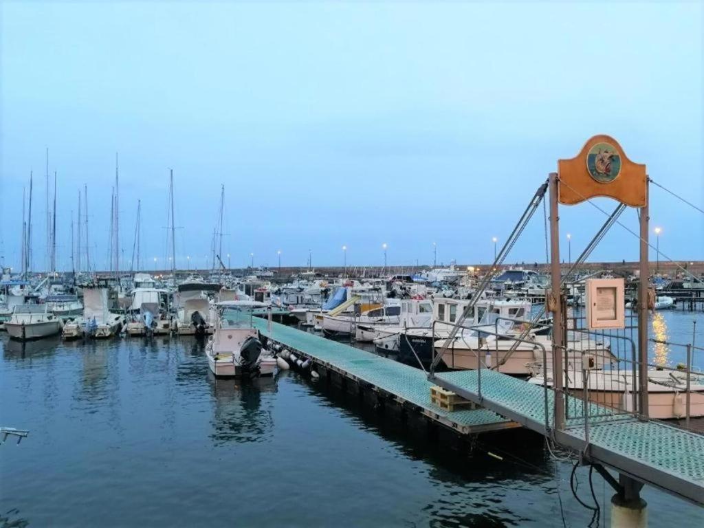 Casa Rosa Lucia Centrale Con Parcheggio 圣雷默 外观 照片