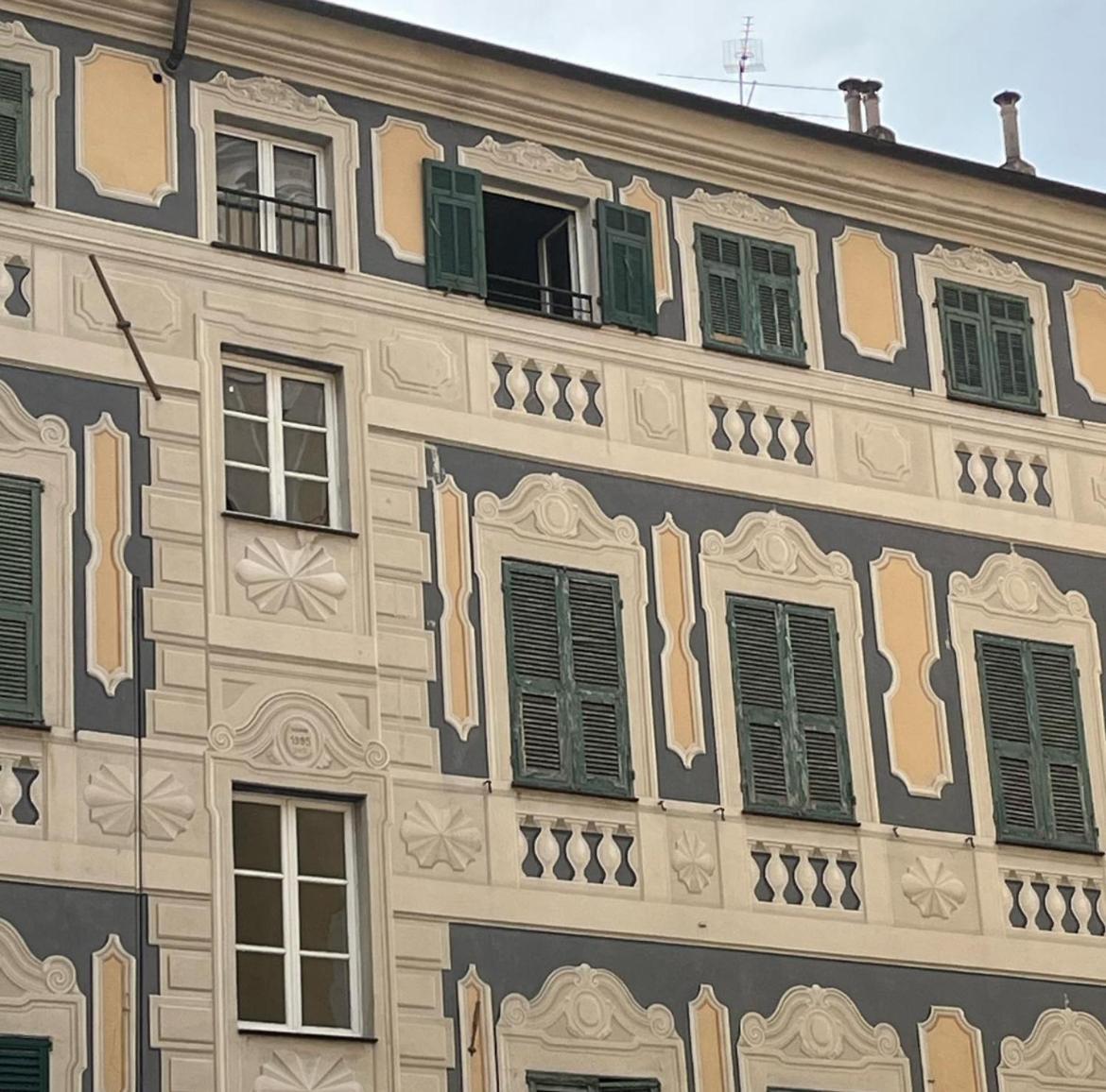 Casa Rosa Lucia Centrale Con Parcheggio 圣雷默 外观 照片
